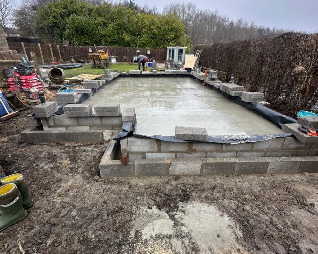 huddersfield builders extension