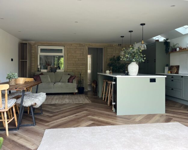 huddersfield builders extension