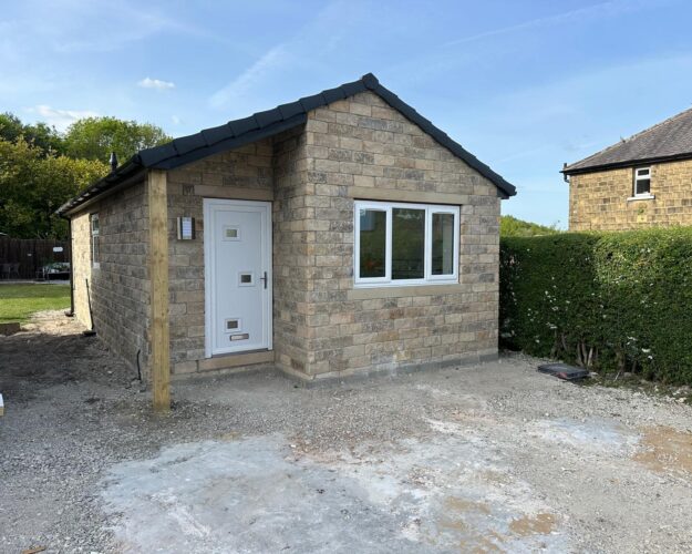 huddersfield builders extension